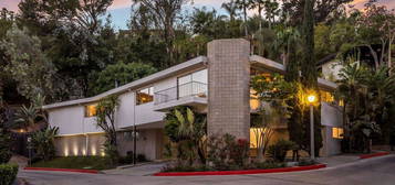 1501 Schuyler Rd, Beverly Hills, CA 90210