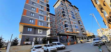 NESRİN AKYILDIZ'DAN ÇEKMEKÖY SERENİTY CİTY SİT 2+1 SATILIK DAİRE