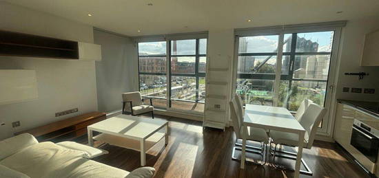 Flat to rent in Munday Street, Manchester M4