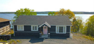59 Memorial Drive, Clarenville, NL A5A1P6