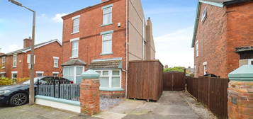 3 bed semi-detached house for sale