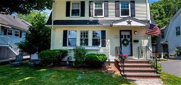 33 Youngs Rd, Dedham, MA 02026