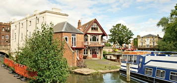 Flat to rent in Salter Brothers Yard, Folly Bridge, Oxford OX1