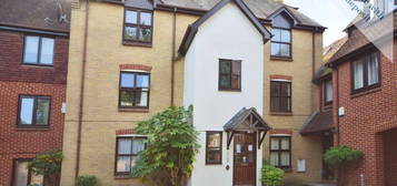 2 bed flat to rent