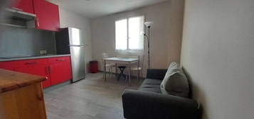 Appartement F2 Meublé à l'année