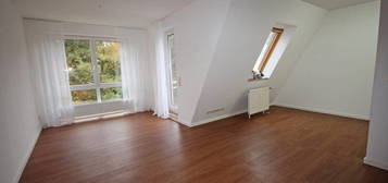 Helle 1-Zimmer-Wohnung mit Balkon in ruhiger Wohnstraße in Bremen-Hemelingen.