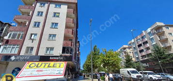 ATATÜRK CADDE CEPHE GÜZEL KONUM 3+1 DAİRE. İKİ BALKON. 18 BİN ₺