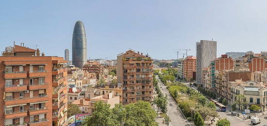 Piso en El Camp de l'Arpa del Clot, Barcelona