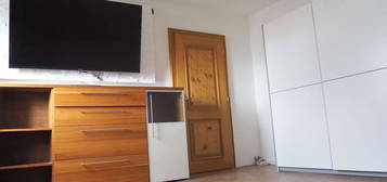 Schöne Dachgeschosswohnung 55 m², 2-Zi.