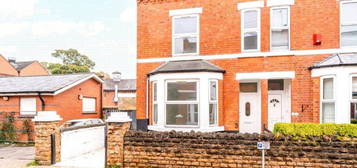 4 bed semi-detached house for sale