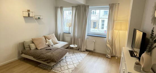 Moderne 2 Zimmer Wohnung im Agnesviertel