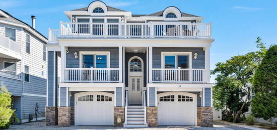 29 N 11th St, Surf City, NJ 08008