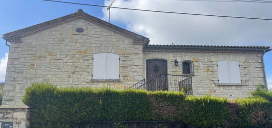 Maison  à vendre, 7 pièces, 5 chambres, 233 m²