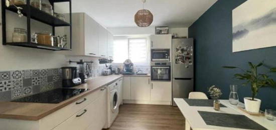 Ille et Vilaine (35), à vendre RENNES ST HELIER appartement T1 BIS avec cave et parking