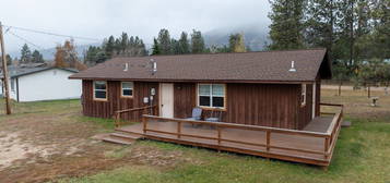 5366 2nd St, Florence, MT 59833