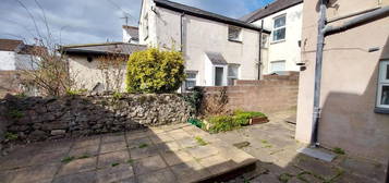 2 bed flat to rent