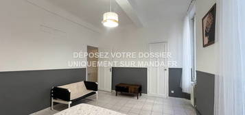 Location appartement 4 pièces 12 m²