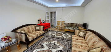 KEŞİF GAYRİMENKULDEN ÇAMLICA MAHALLESİNDE SATILIK 2+1 DAİRE