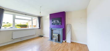 Flat to rent in Pinemount Road, Hucclecote, Gloucester GL3