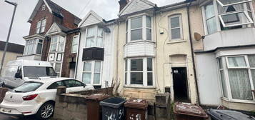 3 bed terraced house for sale