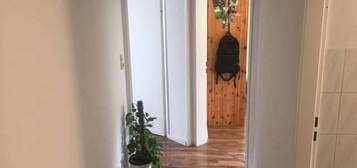 2-Zimmer-Wohnung in Wiesbaden, Stadtnähe, 2 Balkone, f. Single geeignet