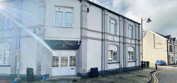 Flat to rent in Gwern Avenue, Senghenydd, Caerphilly CF83