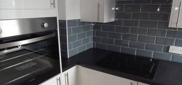 Flat to rent in Terrace Road, Bournemouth BH2