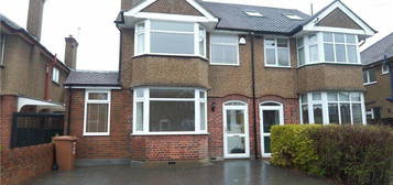 3 bedroom semi-detached house for sale