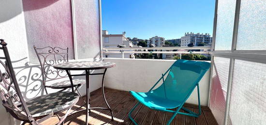 NICE - SAINTE MARGUERITE - Studio meublée 19m2 avec TERRASSE BAIL 1 AN :