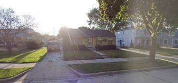 3343 North 95th STREET, Milwaukee, WI 53222