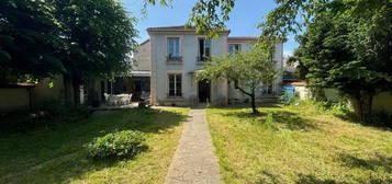 Maison  à vendre, 5 pièces, 3 chambres, 128 m²