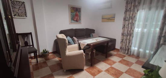 Piso en venta en Santa Rosa - Valdeolleros