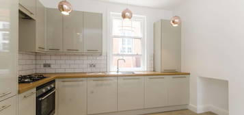 2 bed flat to rent