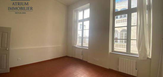 Nimes rue Dorée appartement 3 pièces à vendre