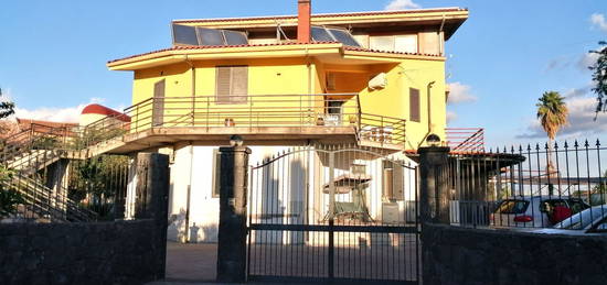 Villa in vendita a Belpasso