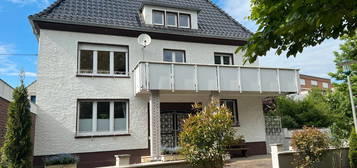 2 familienhaus mit 2 Wohnungen 100m*2