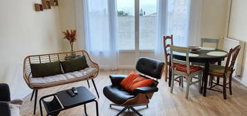 Joli F2 à Vendre à Caen secteur Av. De Paris