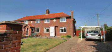 3 bedroom semi-detached house for sale