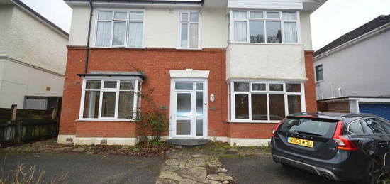 2 bedroom ground floor flat