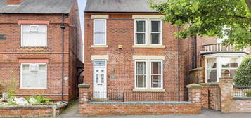 3 bedroom detached house to rent