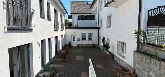 Moderne Souterrain 2-Zi Wohnung mit eigenem Eingang ab 01.07.2024 in GM-Dieringhausen zu vermieten
