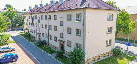 Pronájem bytu 2+1 52 m² Pardubice, Železničního pluku