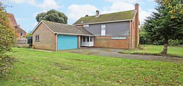 4 bed detached house to rent