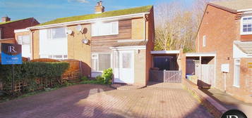 2 bedroom semi-detached house for sale