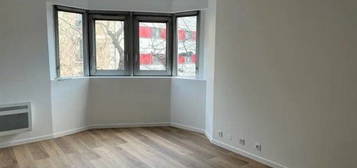 Studio  à vendre, 1 pièce, 30 m², Étage 3/7