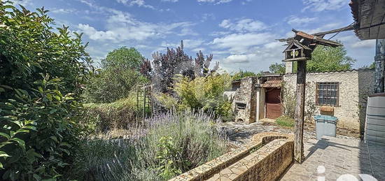 Maison traditionnelle 2 étages  à vendre, 4 pièces, 3 chambres, 96 m²