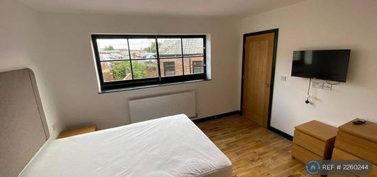 1 bedroom flat share