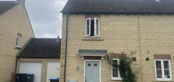 2 bedroom semi-detached house for sale