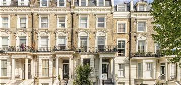 Flat to rent in Sutherland Avenue, London W9
