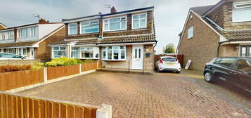 4 bedroom semi-detached house for sale